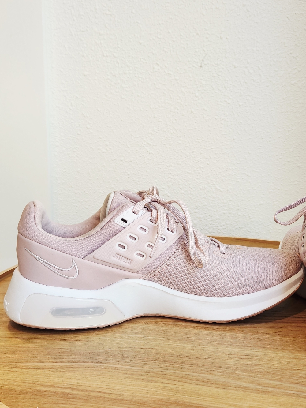 Nike Air Max Bella TR 4 Women's Training Shoe In Champagne Size 6.5 - Picture 6 of 10